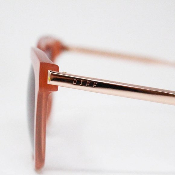 DIFF #38000 Dusty Pink Bella Square Frame Sunglasses main image 6